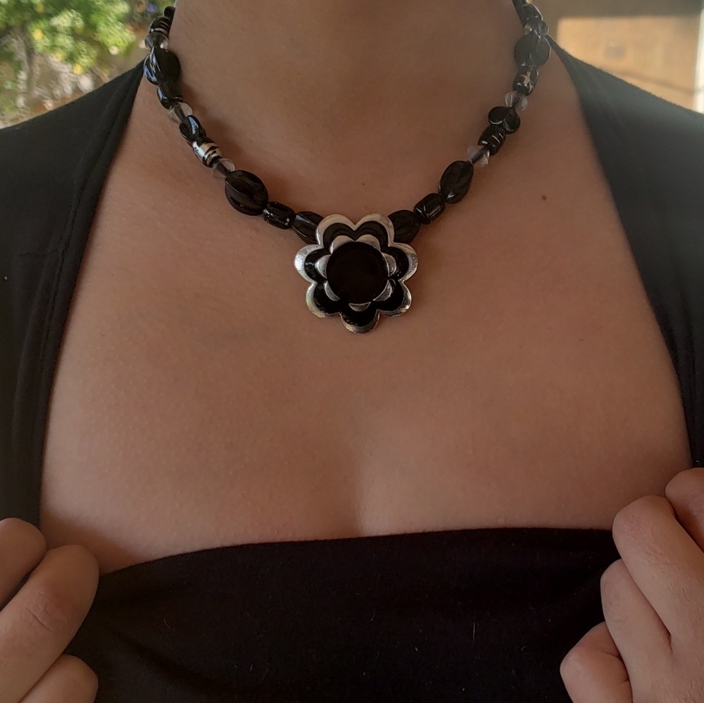 Flower necklace